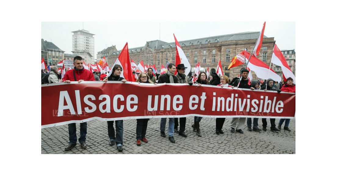 Un millier de manifestants contre la fusion